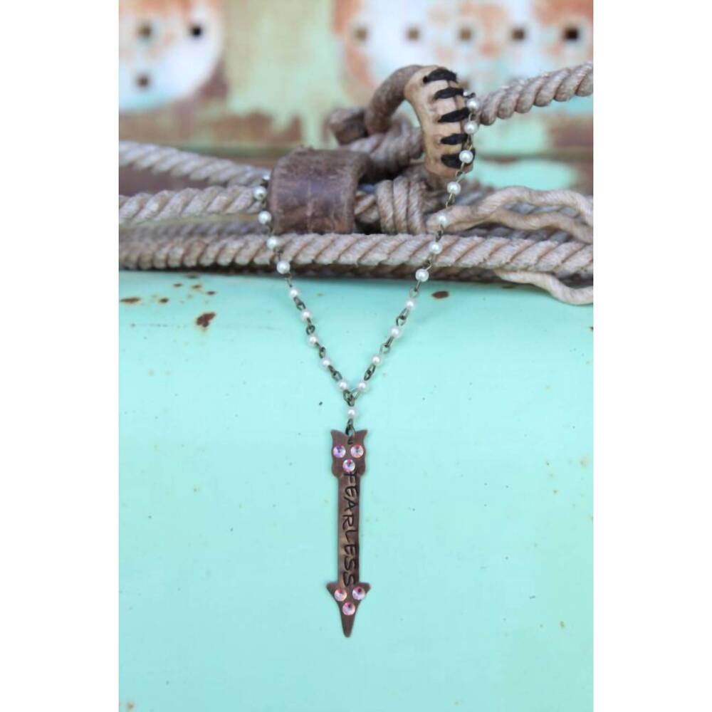 NEW PINK PANACHE women's pearl chain linked fearless stamped arrow necklace in m
